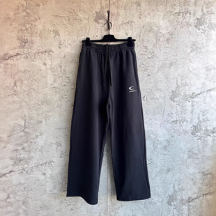 �羳�컨��汾�F؛BL��2025�¿�6B�̽����e�Lѝ���ɰ�����Ůͬ��