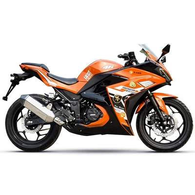 Heavy Motorcycle, Motosikletlər