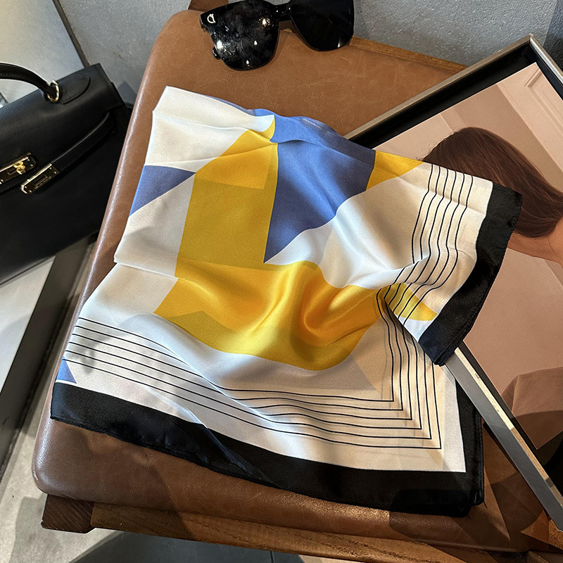 Bufandas de seda para mujeres 2025 primavera y otoño moda versátil temperamento minimalista 65cm bufandas de seda simuladas bufandas delgadas bufandas