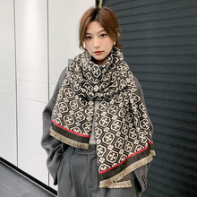 围巾女冬季韩版经典新款百搭加长仿羊绒披肩加厚时尚两用保暖围脖