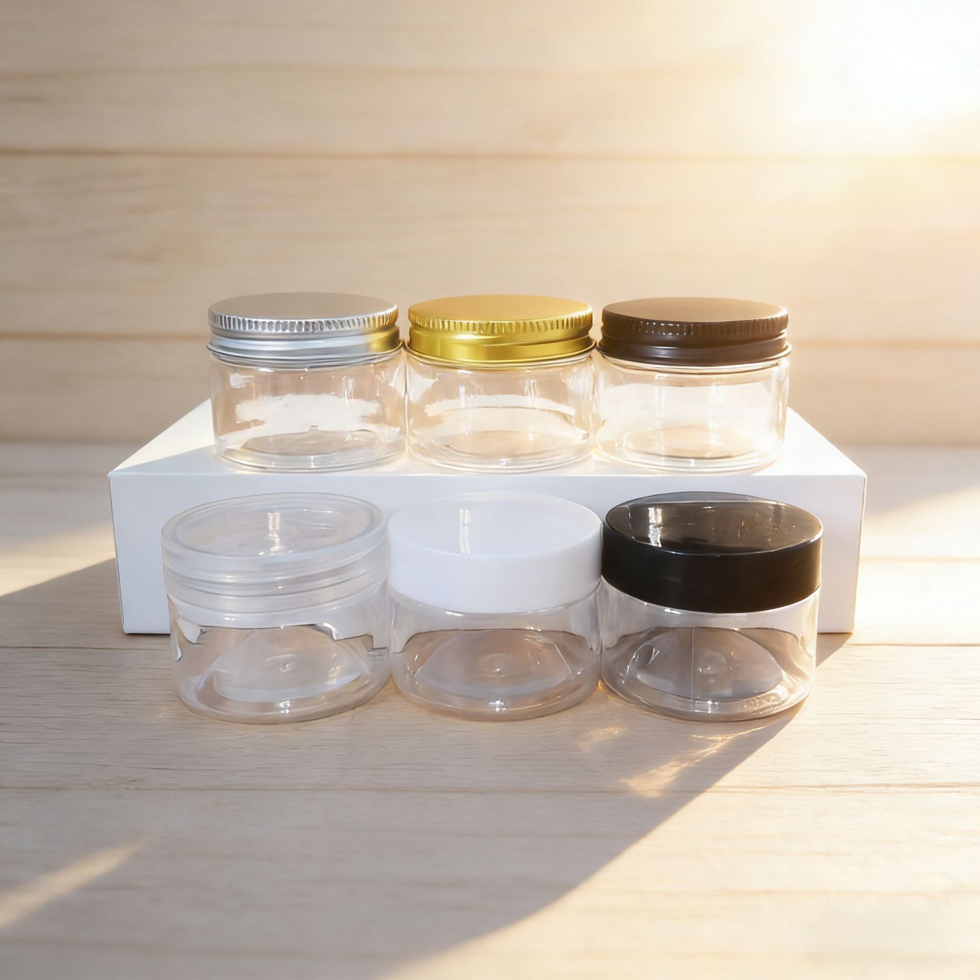 La lata de plástico de Phi 50 mm contiene frijoles disueltos, crema para los ojos de la botella de boca ancha, la crema se distribuye en la lata vacía de plástico PET y se tira de la almohadilla Interior.