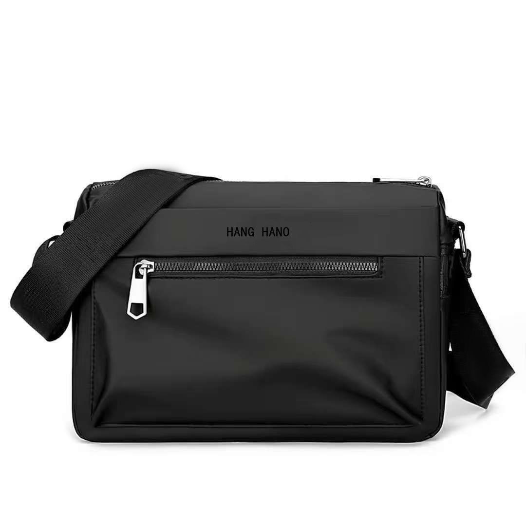 New Sports and Leisure Men's Outdoor Shoulder Bag, Casual Large-Capacity Fashionable Crossbody Bag, Multi-Layer Lightweight Commuter Bag