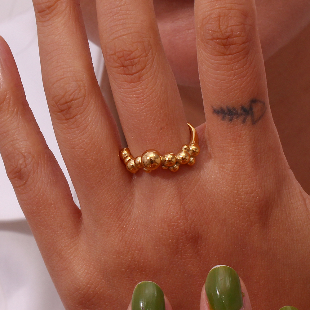 Model Show V-shaped Beads Stainless Steel Ring