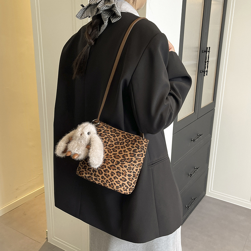 Cross-border 2025 otoño y invierno nuevo esmaltado bolso de cubo de agua nicho de mujer alta sensación bolso de hombro de moda coreana bolso de mochila