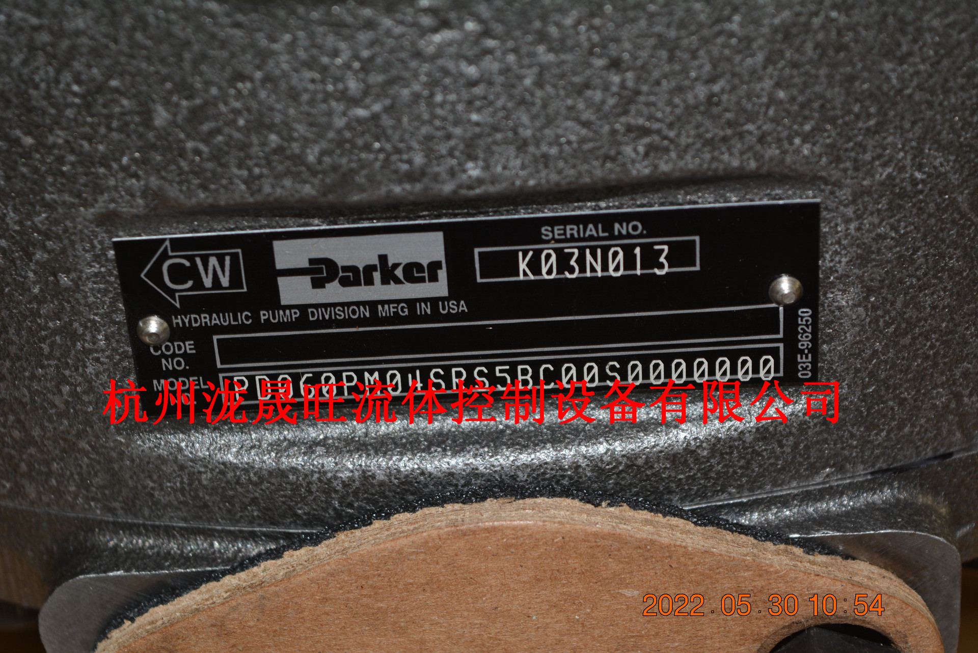 特价供应Parker(派克)柱塞泵PD系列PD060PM04SRS5BC00S0000000