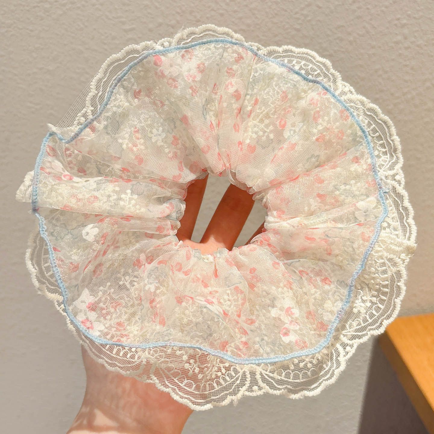 Cuerdas de cabello de viento pastoral pequeñas y altos valores faciales, anillo de cabello de intestino grande, sensación de una niña de banda de goma flácida, cuerdas de malla de banda de bola de cabeza
