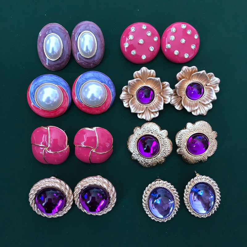 9g Weight Other Inlay Material Earrings, Ear Studs Classification Flower Pattern Women'S Gender Simple Style Style Purple, Silver Color Retro Palace Purple Rose Pearl Fashion Earrings 无