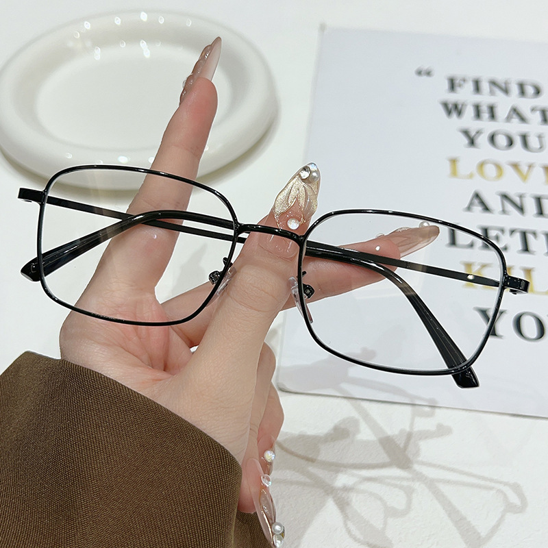 Gold-Rimmed Square-Frame Myopia Glasses for Men, Anti-Blue Light Glasses for Men, Can Be Matched with Degrees of 50-600 for Women