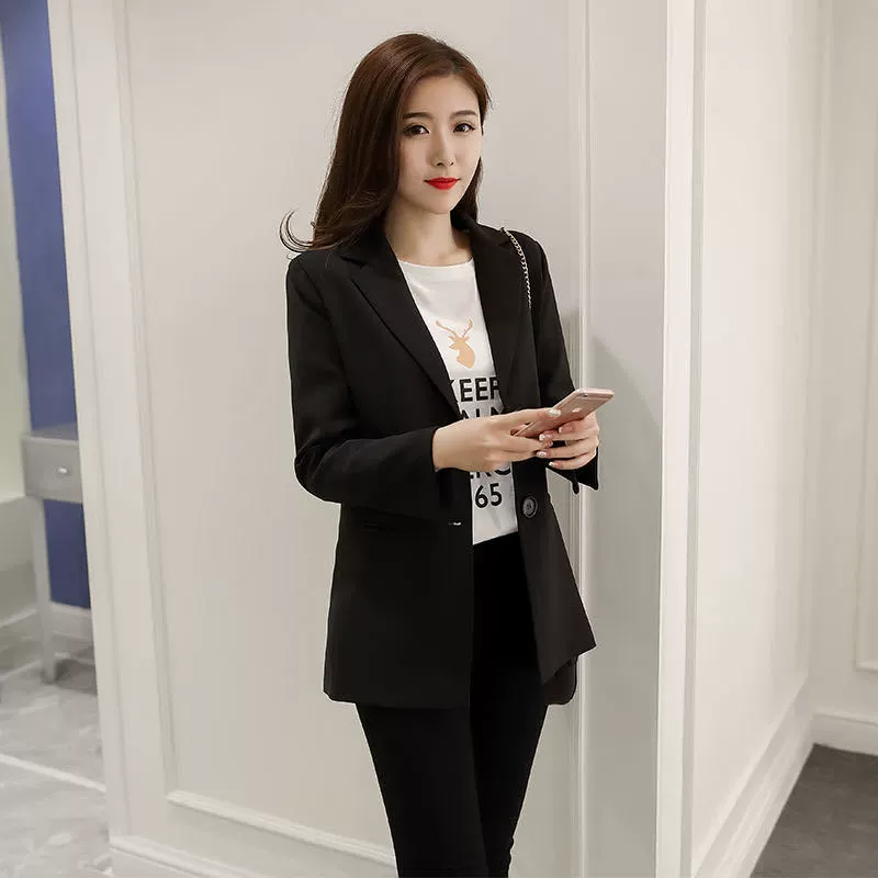 Костюм в корейском стиле весна-осень 2025: элегантный черный двубортный пиджак с длинными рукавами, простой и универсальный.