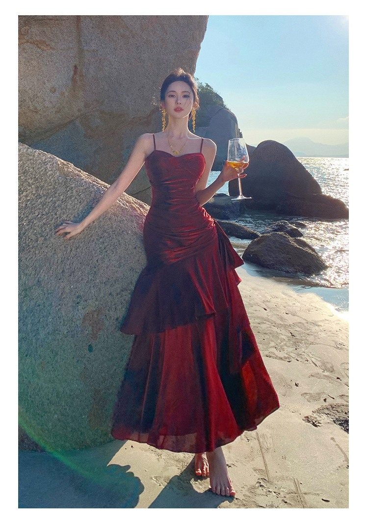 Elegant, Streetwear Style Wholesale Women's Elegant Streetwear Solid Color Evening Party Cocktail Party Strapless Sleeveless Strap Dress Party Dress