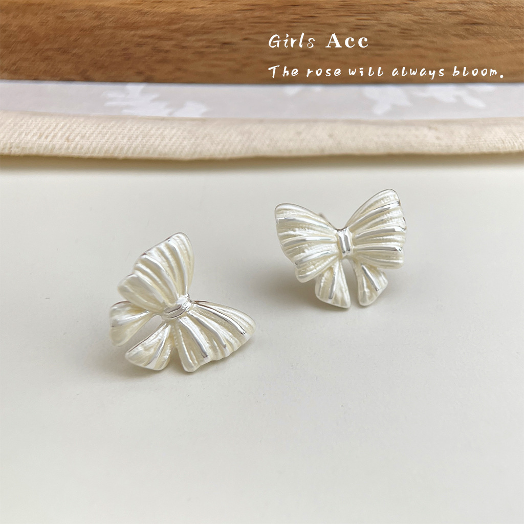 耳语6_0002_耳语场景新水印 拷贝 2.jpg