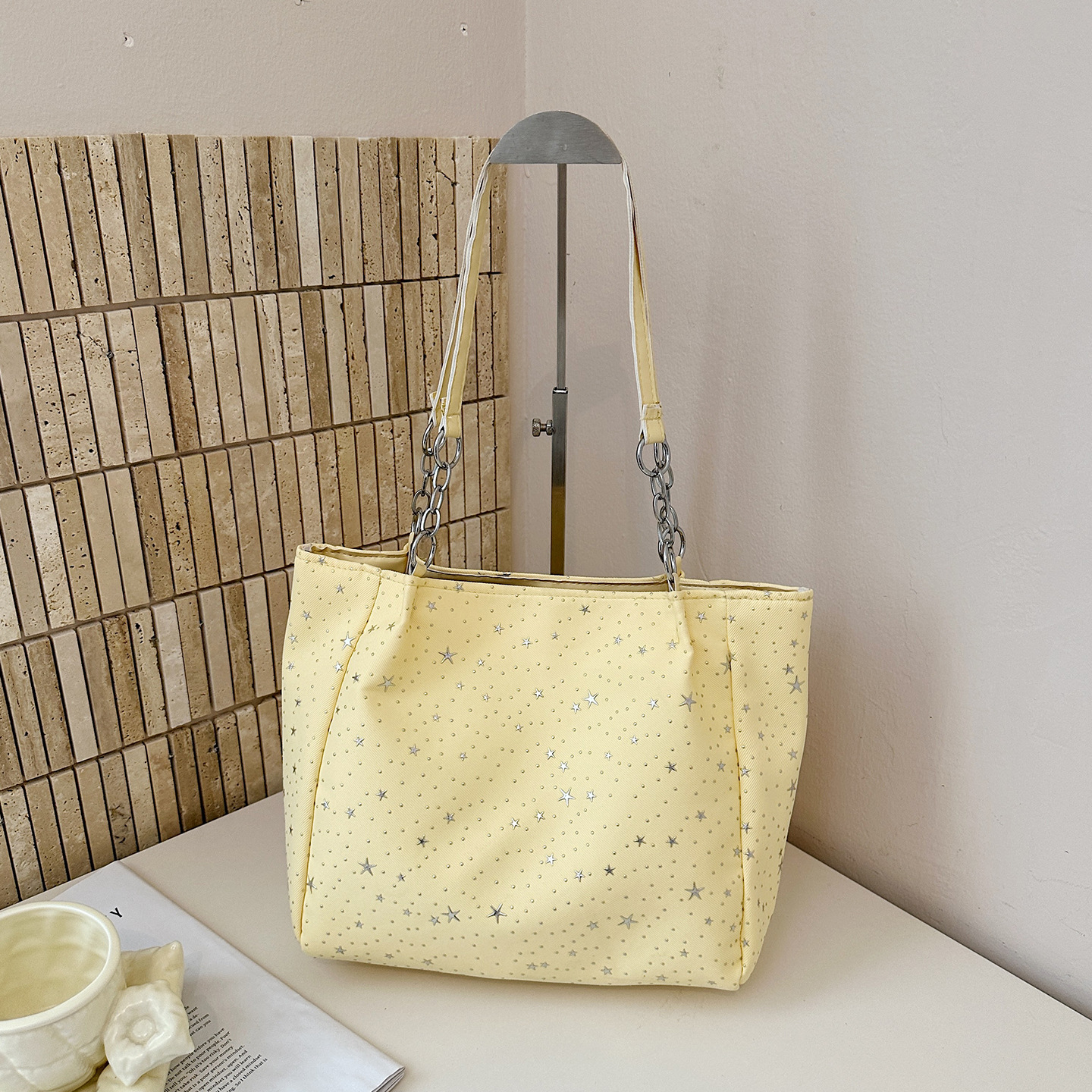 Bolsa de mano pequeña coreana para mujeres 2026 nuevo bolso de mano para mujeres de gran capacidad bolso de hombro de viaje bolso de moda debajo de la axila