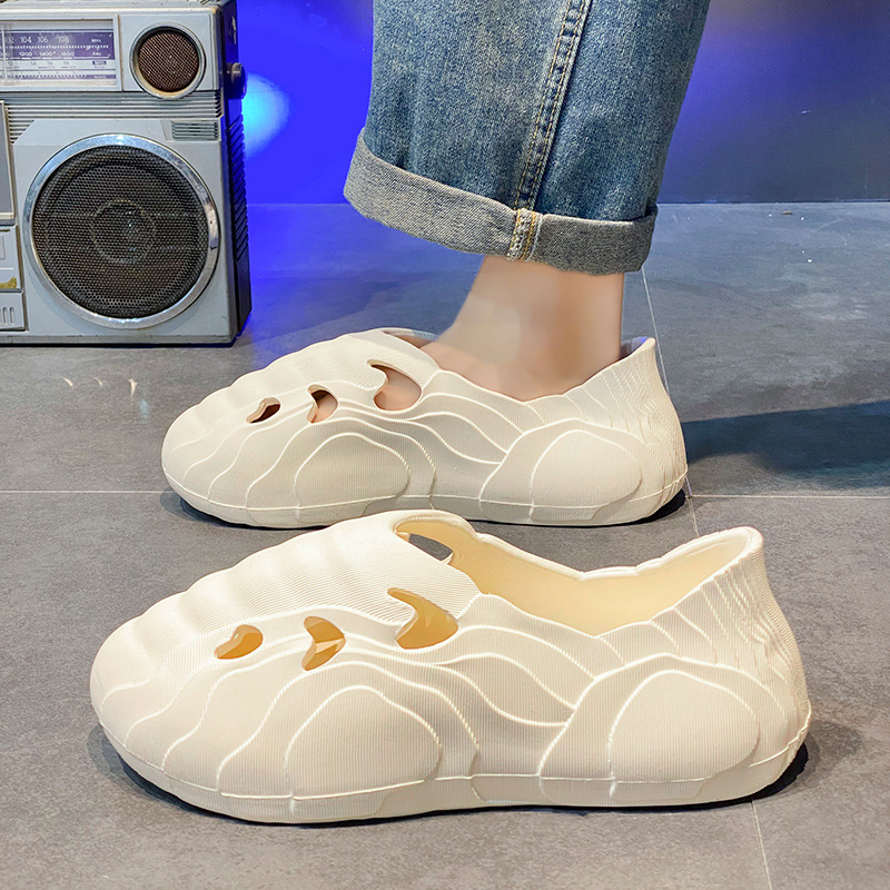 Zapatos de mierda de verano para hombres antideslizantes de doble uso zapatillas casuales con cabeza de bolsillo red rojo súper fuego sensación de sandálias de playa