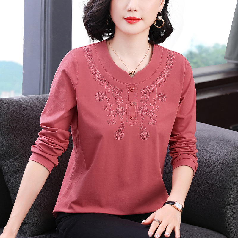 New 2025 Mother's Wear Long-Sleeved Women's T-Shirt Comfortable Round Neck Embroidered Design Loose Slimming Look Splicing Top