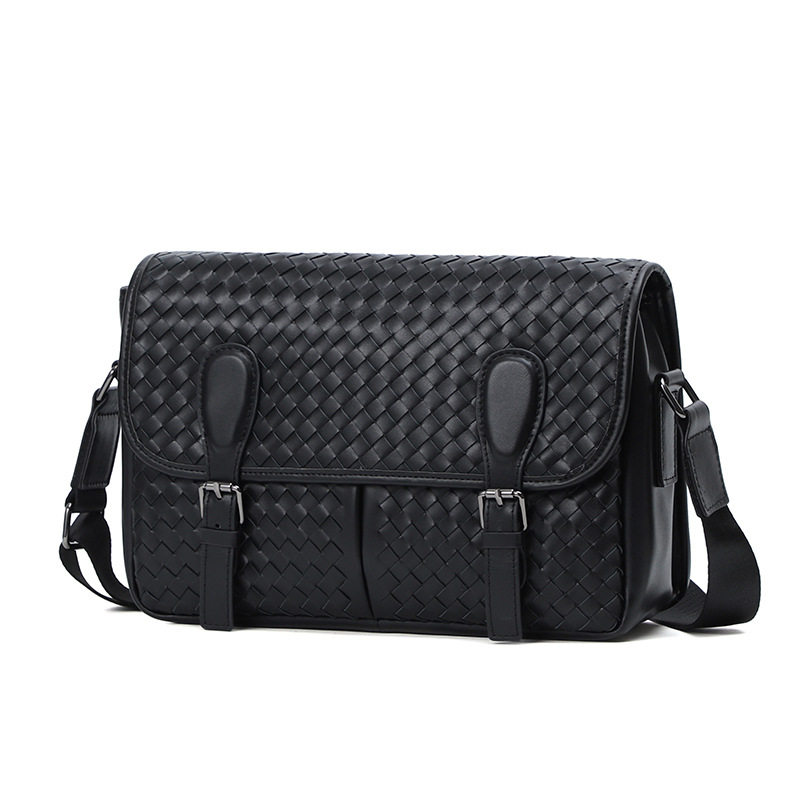 Túi đeo chéo nam da bò thật dệt bện, đeo vai, sức chứa lớn 29×11×17 cm — Màu đen da bò bện