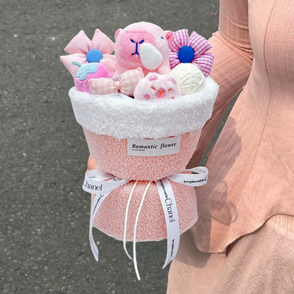 11 pink cloth water guinea pig bouquet + gift bag + light string