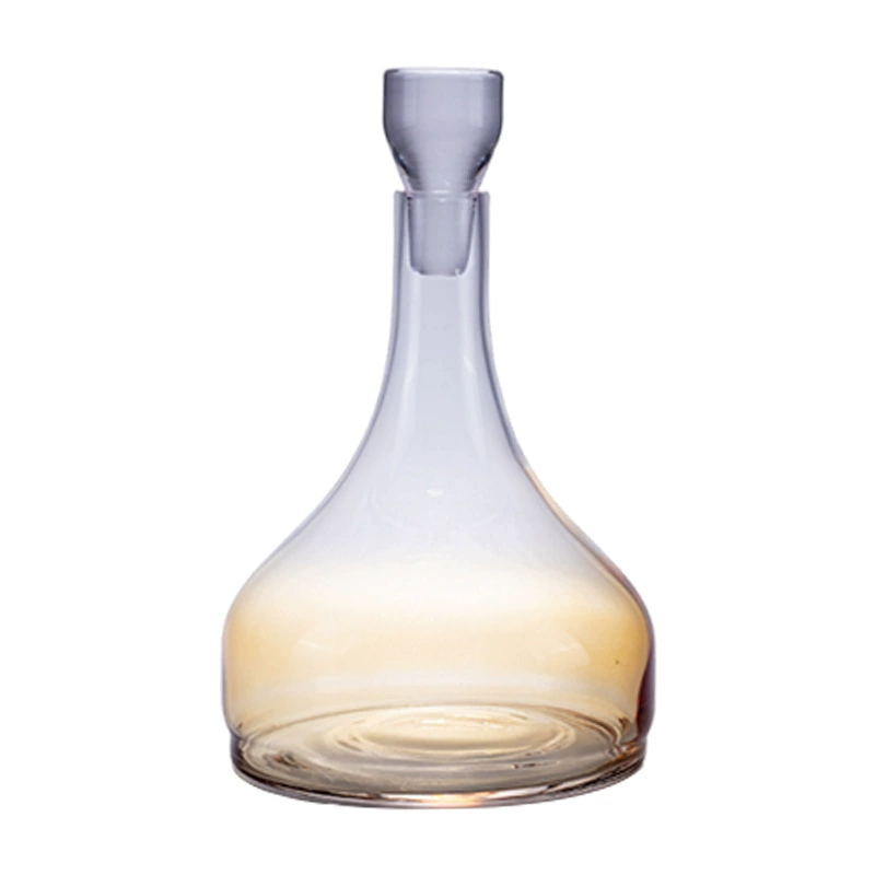 Modern crystal creative wine decanter, wineglass, simple and elegant design, gradient