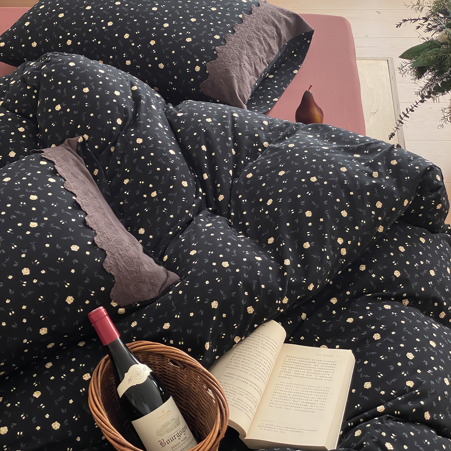 French Vintage Floral Bedding Set 100 Percent Cotton Four Piece_voghion.com