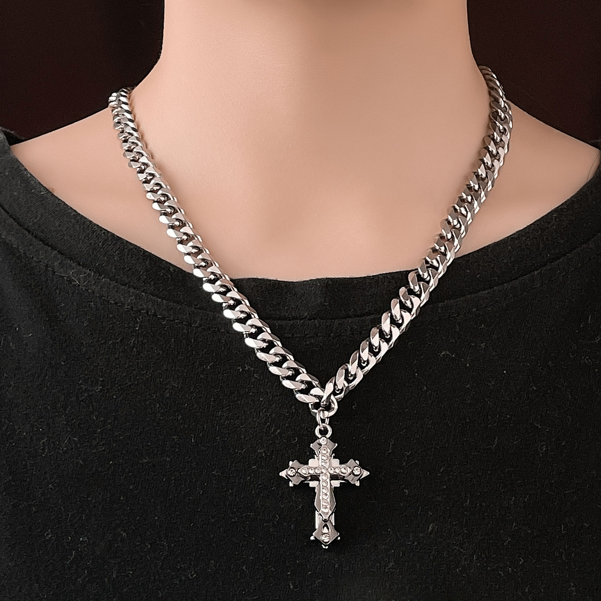 IG Style Simple Style Classic Style Cross Alloy Titanium Steel Unisex Pendant Necklace 1 Piece display picture 3