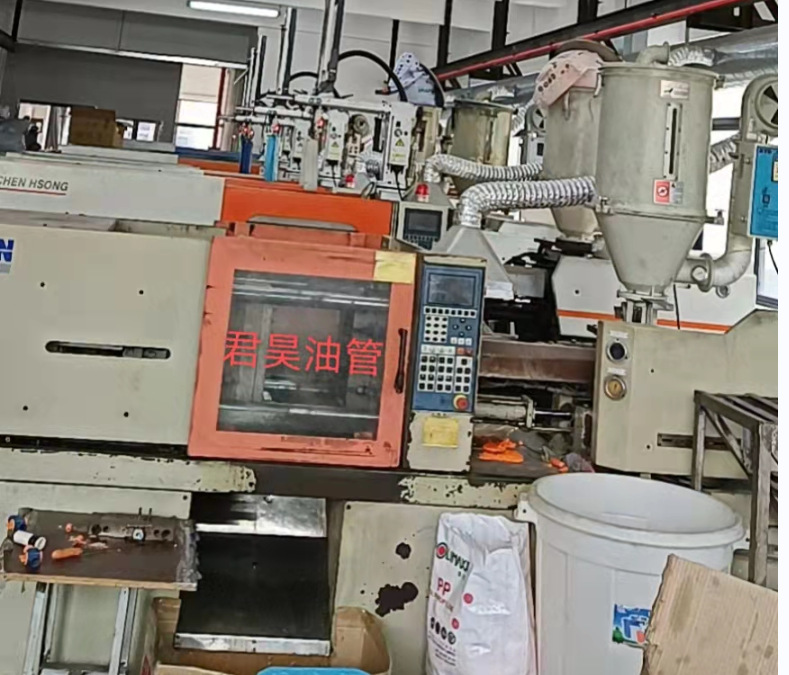 b79d0a2026693a940691c51a8c0f18