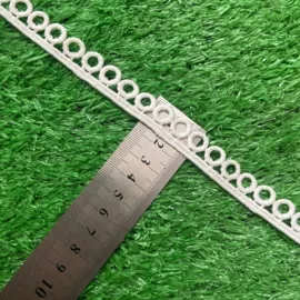 花边;布贴;流苏、穗