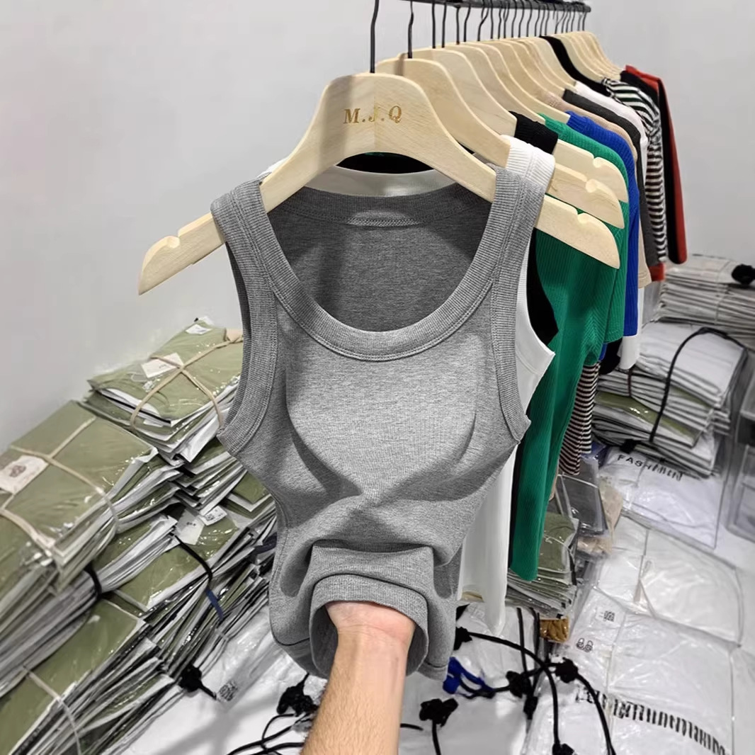 Hot Girl Slim-Fit Ribbed Camisole for Spring and Summer, Thin Wide-Strap Sleeveless Top for Women, Suitable for Layering or Wearing Alone
