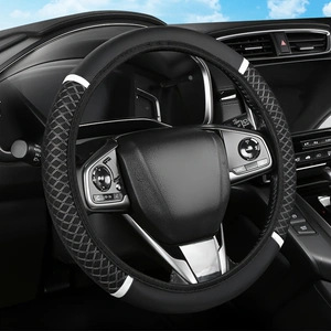 Car Summer Ice-Feel Steering Wheel Cover, Anti-Slip Ice Silk Handlebar Cover, Universal for All Seasons, Anti-Slip and Sweat-Absorbent, Cross-Border Supply