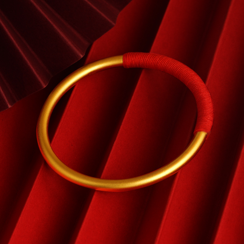 Antigua pulsera de patrimonio sólido rojo cuerda roja anillo liso joyería de la mano pulsera cerrada venta directa de fábrica al por mayor