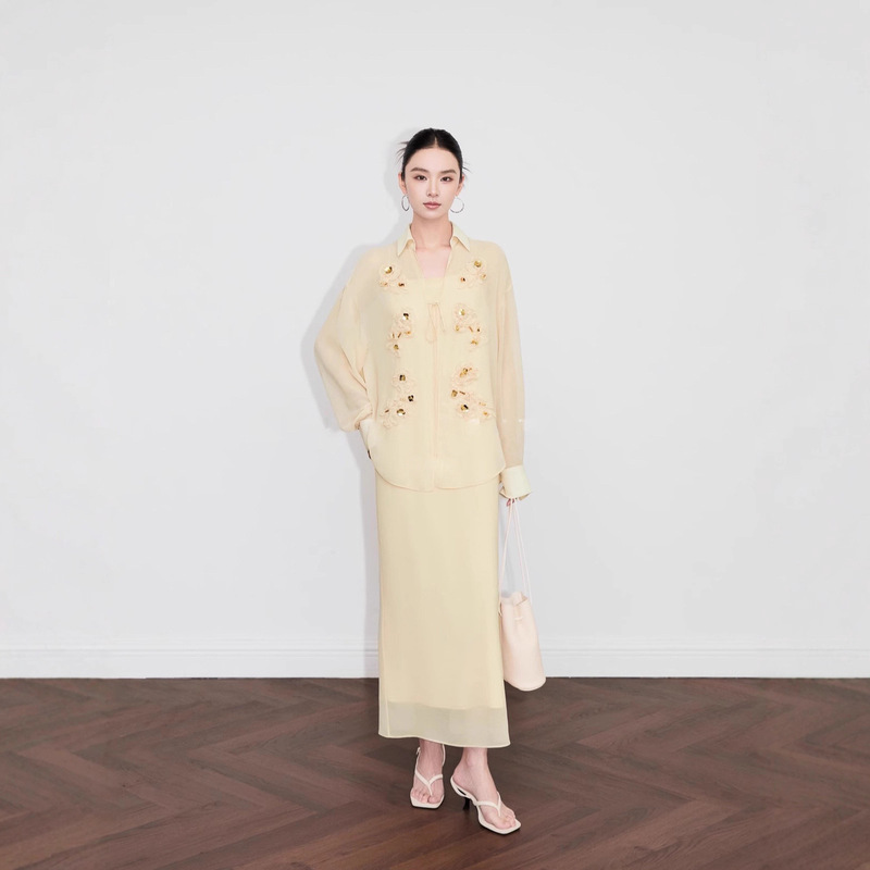 French Light Yellow Embroidered Sequin Shirt Suspender Dress 2025 New High-End Stereo Flower Fashion Suit