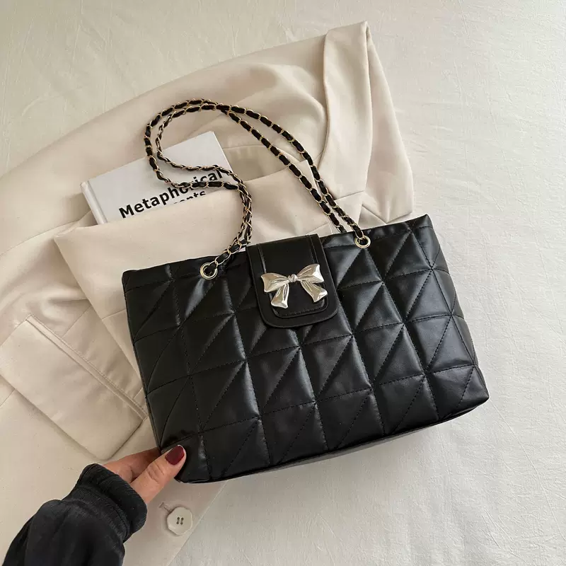 Soft capacious trend one-shoulder bag with diamond pattern, Korean style, chain bag