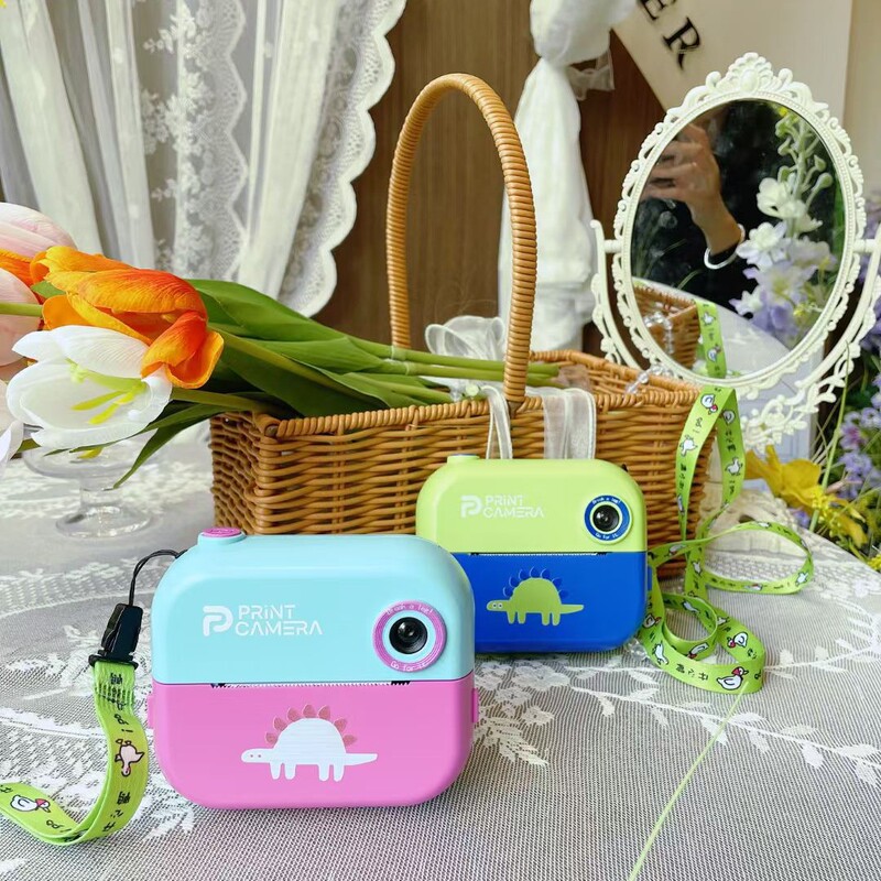 Instant Camera with Thermal Printing, Dual Front and Rear Cameras, Takes Photos and Prints Them Instantly, Direct Photo Delivery, Cross-Border Shipping Instant Camera with Thermal Printing, Dual Front and Rear Cameras, Takes Photos and Prints Them Instantly, Direct Photo Delivery, Cross-Border Shipping