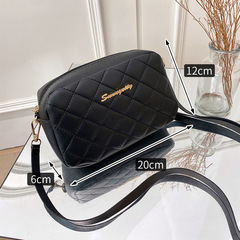 包包2023小眾設計繡花相機包女士菱格肩帶單肩斜挎包小方包