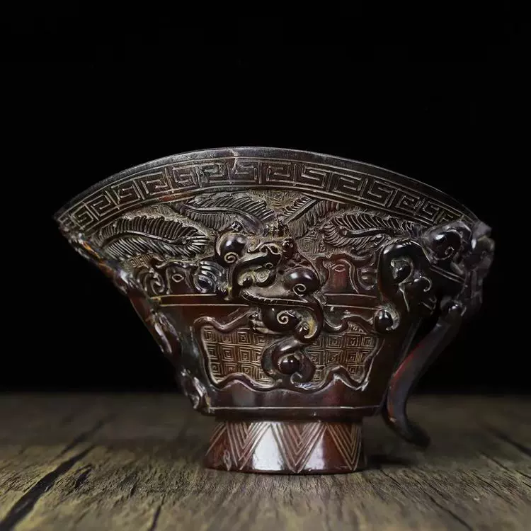 古玩仿古做旧收藏工艺品牛角雕刻螭龙酒杯茶杯水杯摆件摆饰