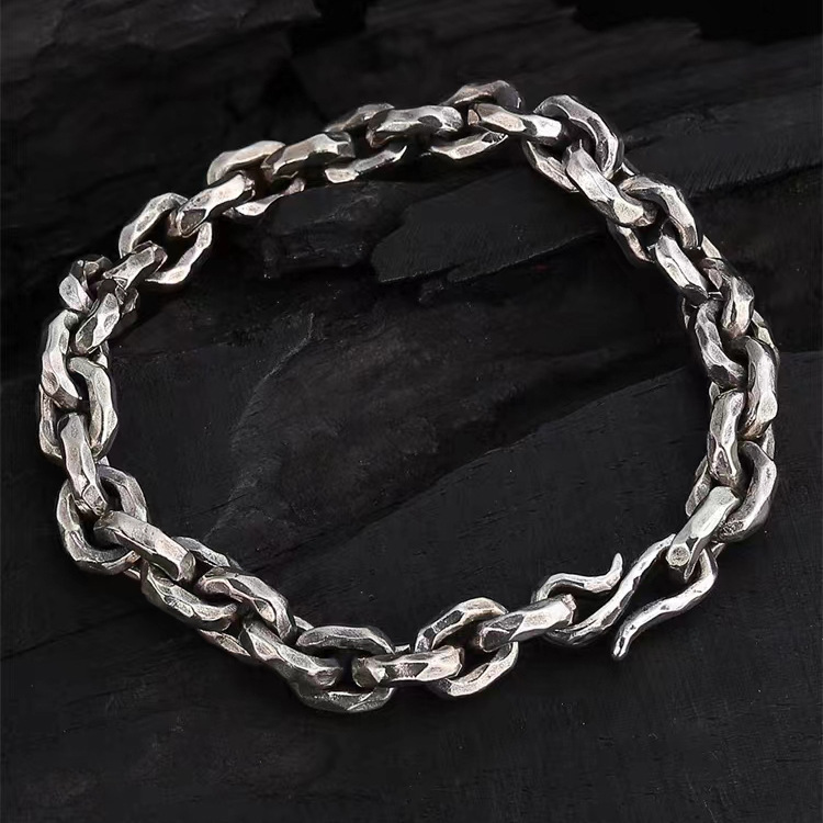 Papas original handmade hammer bracelet imitation Thai silver retro simple hard fashion Men's rock motorcycle men's bracelet Papas original handmade hammer bracelet imitation Thai silver retro simple hard fashion Men's rock motorcycle men's bracelet
