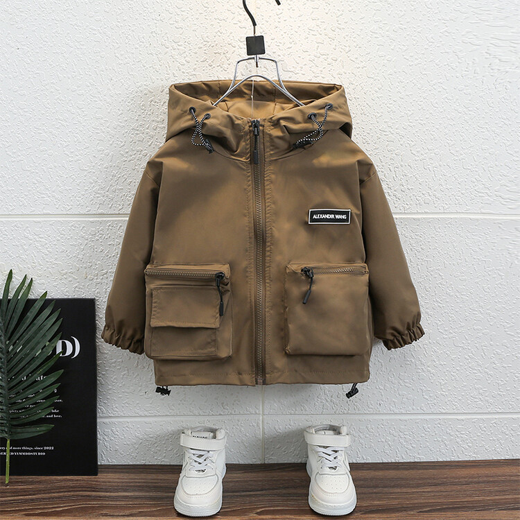 Windjacke mit großem Taschenetikett 2024 Frühlings- und Herbstsaison Neue koreanische Ausgabe Trendy Markenmantel für Kinder für Jungen_voghion.com