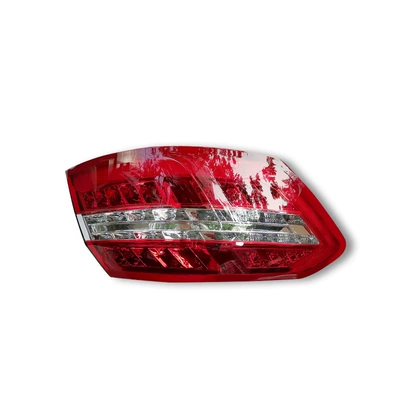 2128203664 Cross-Border, Tail light