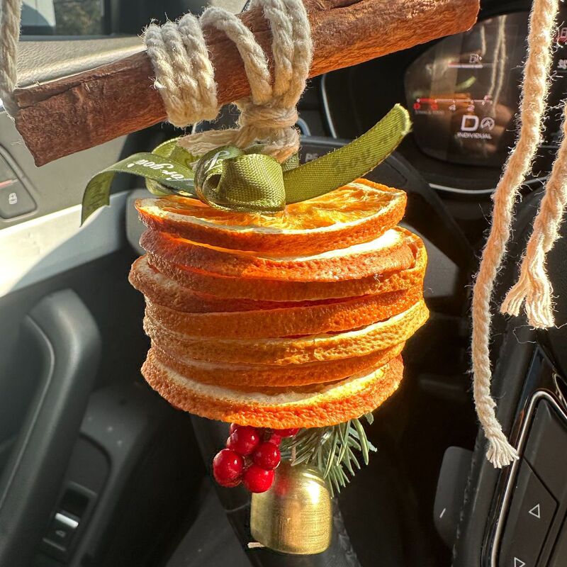 クリスマス車吊りガール感覚 diy オレンジ風味車の香水アロマセラピー車の雰囲気装飾ペンダント|undefined