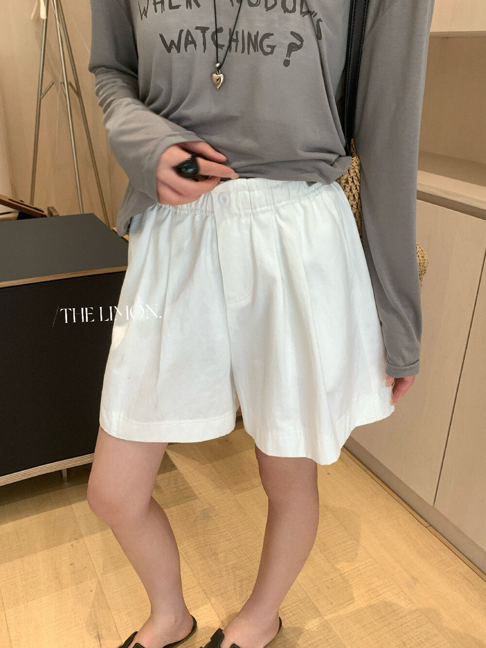 Quần short nữ cạp cao ống rộng phong cách Hàn Quốc, thun lưng co giãn, dáng suông thoải mái — xám đậm, màu đen, xám nhạt, màu trắng chi tiết 27