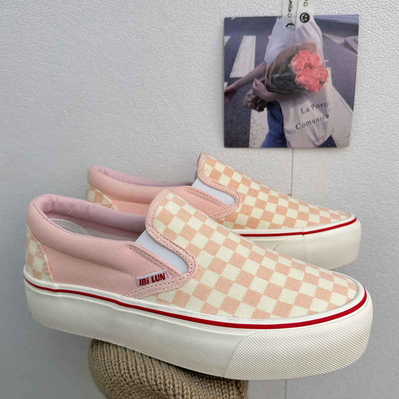 Thick bottom South Korea street shot thick bottom black and white chessboard Plaid canvas shoes female height increasing student slip-on lazy casual shoes