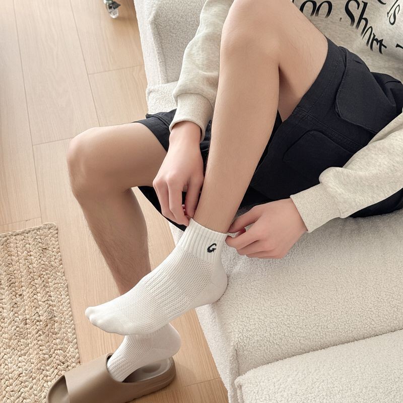 Men's Socks Embroidered Letters Breathable Mesh Sweat Wicking Cotton Socks Boat Socks Waist Sports Socks G Letters Black and White Fashionable Socks