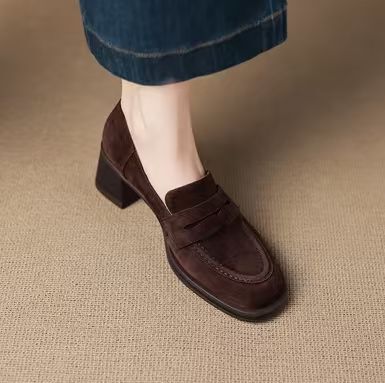 Spring New Style 4.5 Genuine Leather Round-Toe Shallow-Mouth Single Shoes with Chunky Heels, British Style Versatile Mid-Heel Women's Shoes for Commuting Spring New Style 4.5 Genuine Leather Round-Toe Shallow-Mouth Single Shoes with Chunky Heels, British Style Versatile Mid-Heel Women's Shoes for Commuting