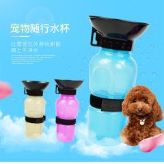 クロスボーダーペットドリンクカップ、ポータブルケトル、ペットタンブラー、アウトドアドリンクカップ、犬の散歩、屋外給水器