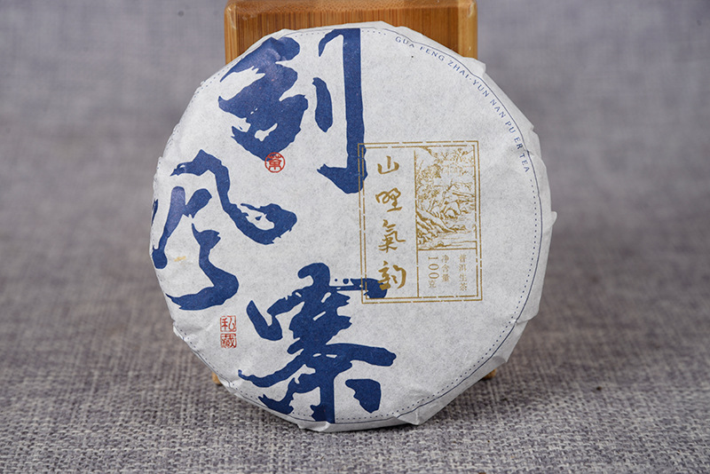 hmqViviiyNSAyin7WuaStwgW6MqUHIgIDgWb