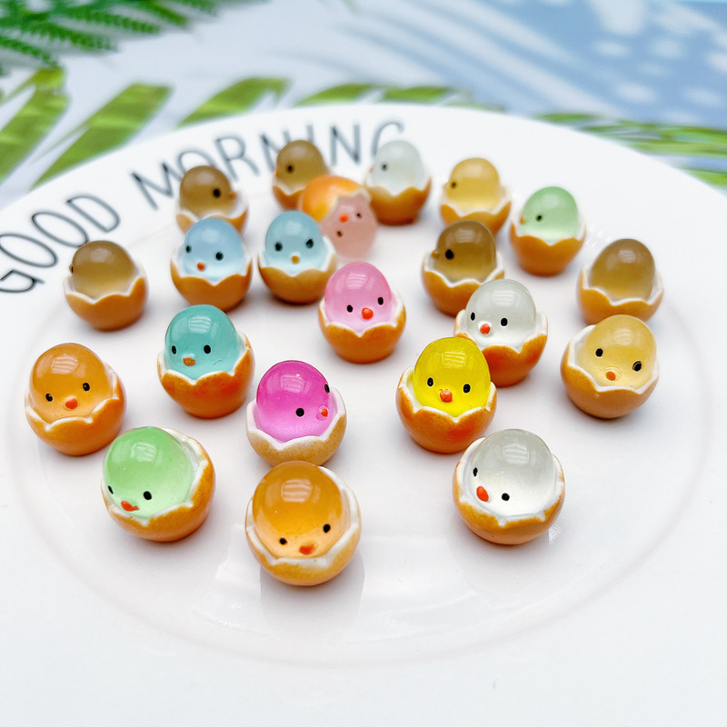Cartoon Luminous Eggshell Chicks DIY Cream Glue Mobile Phone Case Night Light Ornaments Resin Accessories Wholesale Cartoon Luminous Eggshell Chicks DIY Cream Glue Mobile Phone Case Night Light Ornaments Resin Accessories Wholesale