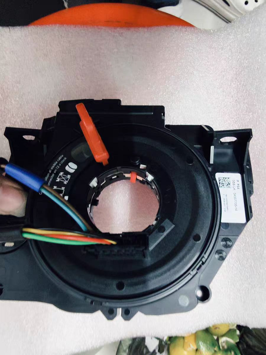 Suitable for Peugeot New 408 2008C4 Sega C4 Picasso Combination Switch Valeo Steering Horn Coil