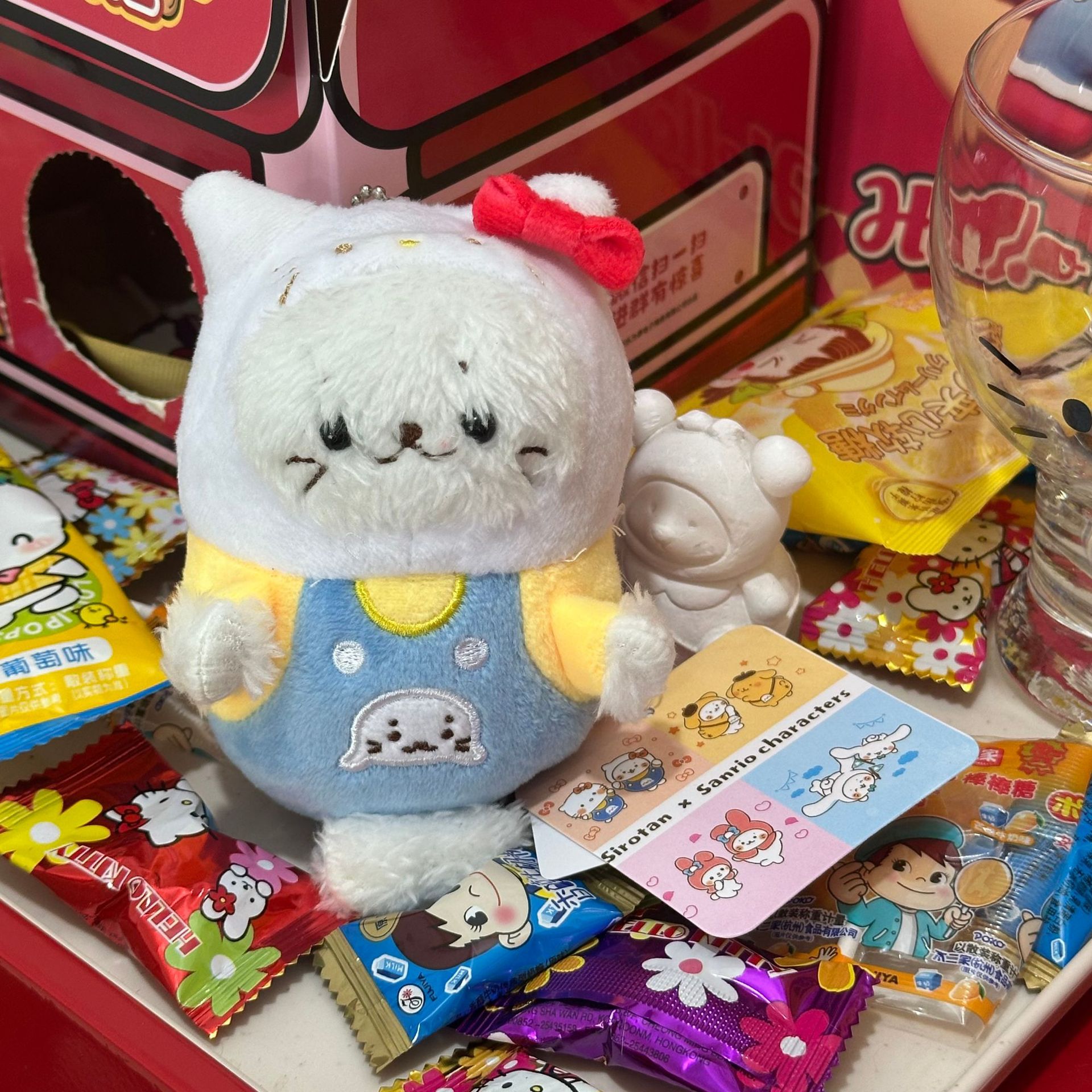 Amor hellokitty muñeca colgante llavero colgante bolsas de regalo bolsas de peluche lindo muñeca colgante lindo