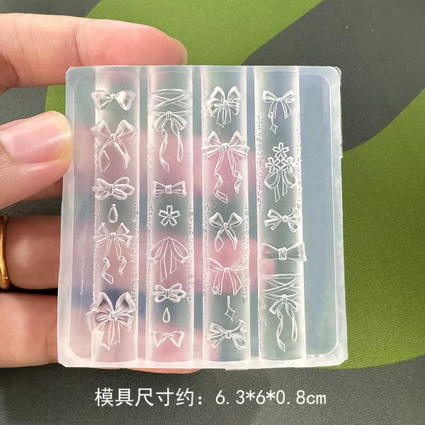 Second-Hand Box Flower Vine Dream Flower Bud Bow Mold High-Transparency Silicone Nail Mold Wearable Nail Tool