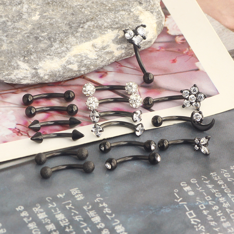 Pointed titanium steel lip stud product view