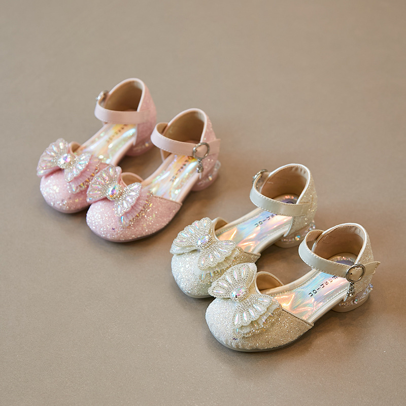 Girls' Small Leather Shoes Princess Half Sandals Baotou 2024 Spring and Summer New Korean Style Soft Sole Rhinestone Performance Shoes