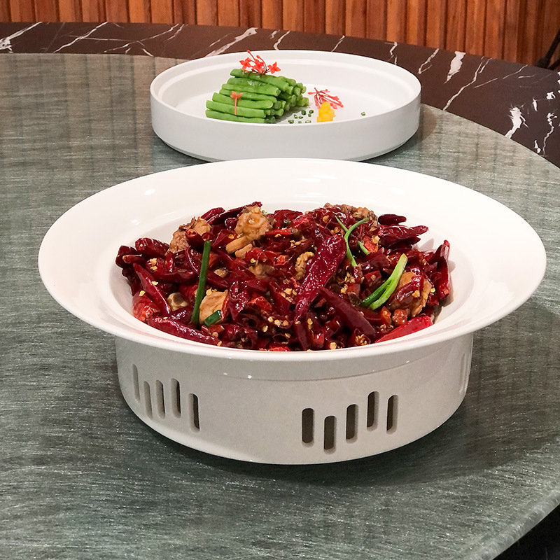 酒店中廚加熱辣子雞中式湯盤會所圓形白瓷陶瓷特色創意餐具熱菜盤